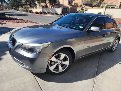 Used 2008 BMW 528i Sedan image 1