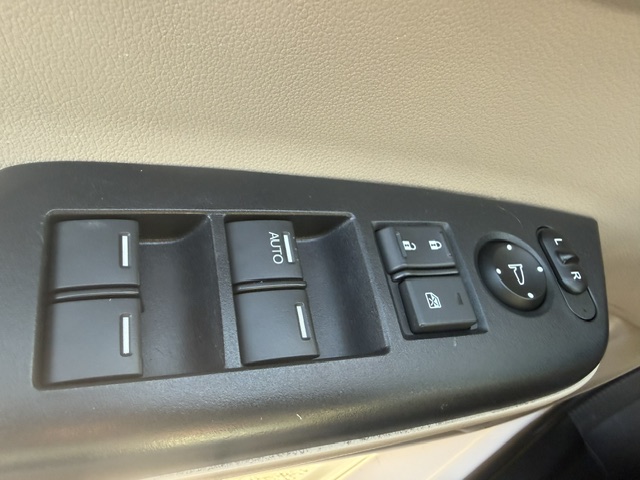 Used 2013 Honda Civic Natural Gas image 15