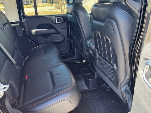 Used 2021 Jeep Wrangler Unlimited Rubicon w/ LED Lighting Group image 14