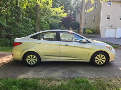 Used 2016 Hyundai Accent SE