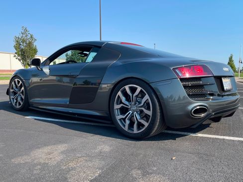 Used 2012 Audi R8 V10 image 8