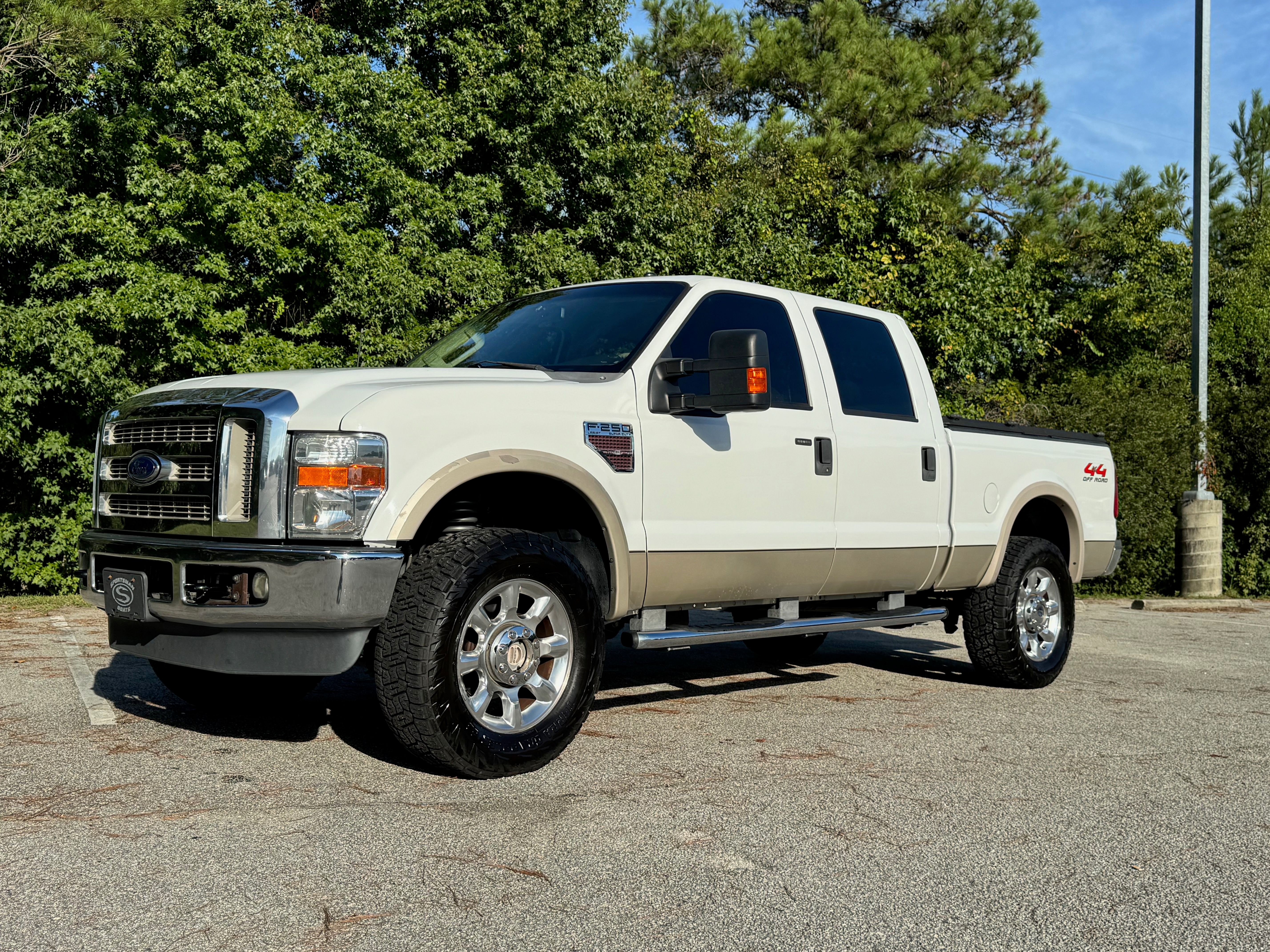 Used 2008 Ford F250 Lariat AWD/4WD image 1