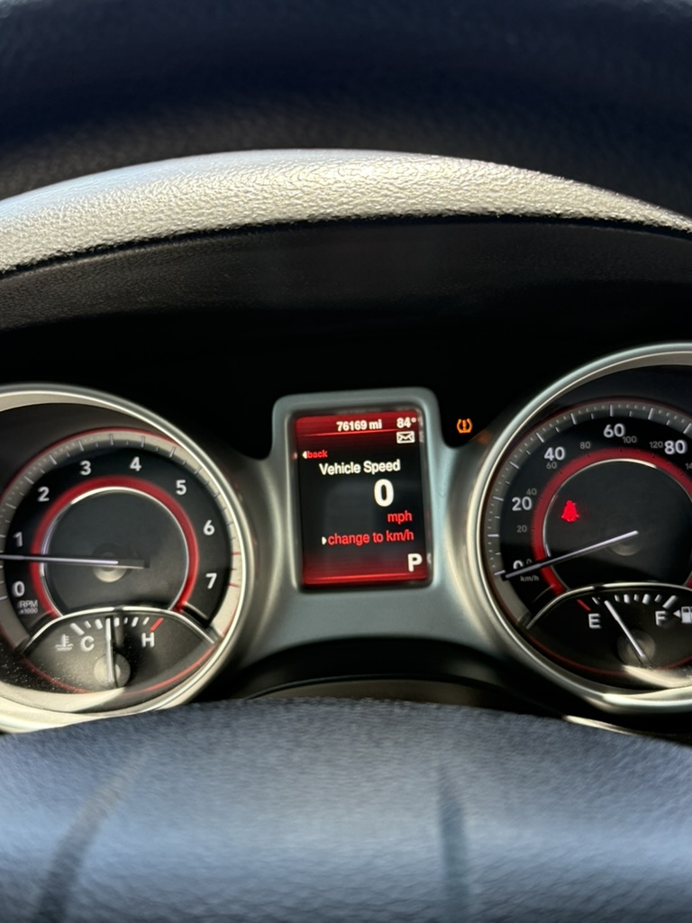 Used 2015 Dodge Journey American Value Package w/ Flexible Seating Group FWD image 2