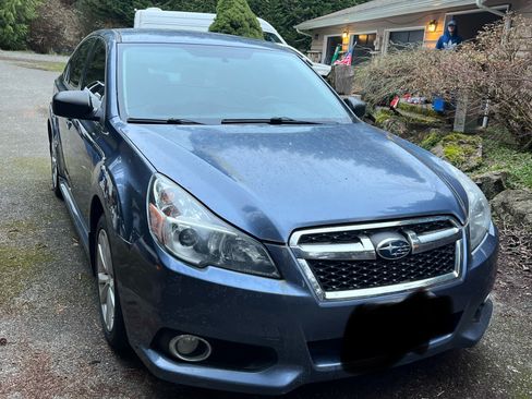 Used 2014 Subaru Legacy 2.5i w/ Alloy Wheel Package image 1