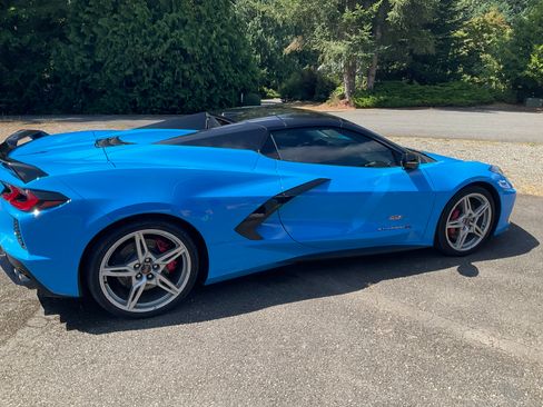 Used 2023 Chevrolet Corvette Stingray Premium Conv w/ Z51 Performance Package RWD image 12