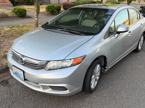 Used 2012 Honda Civic EX-L image 2