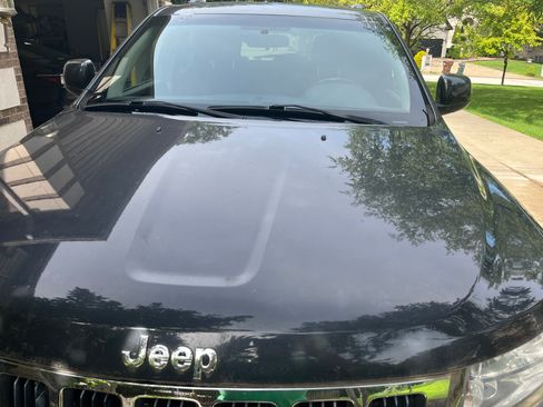 Used 2011 Jeep Grand Cherokee Laredo image 5