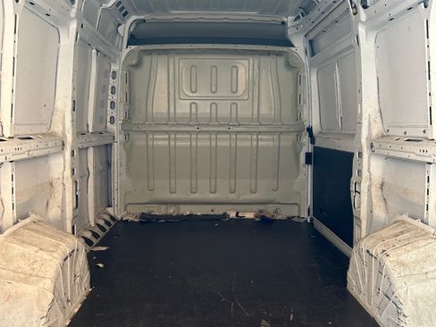 Used 2018 RAM ProMaster 1500 w/ Interior Convenience Group image 10