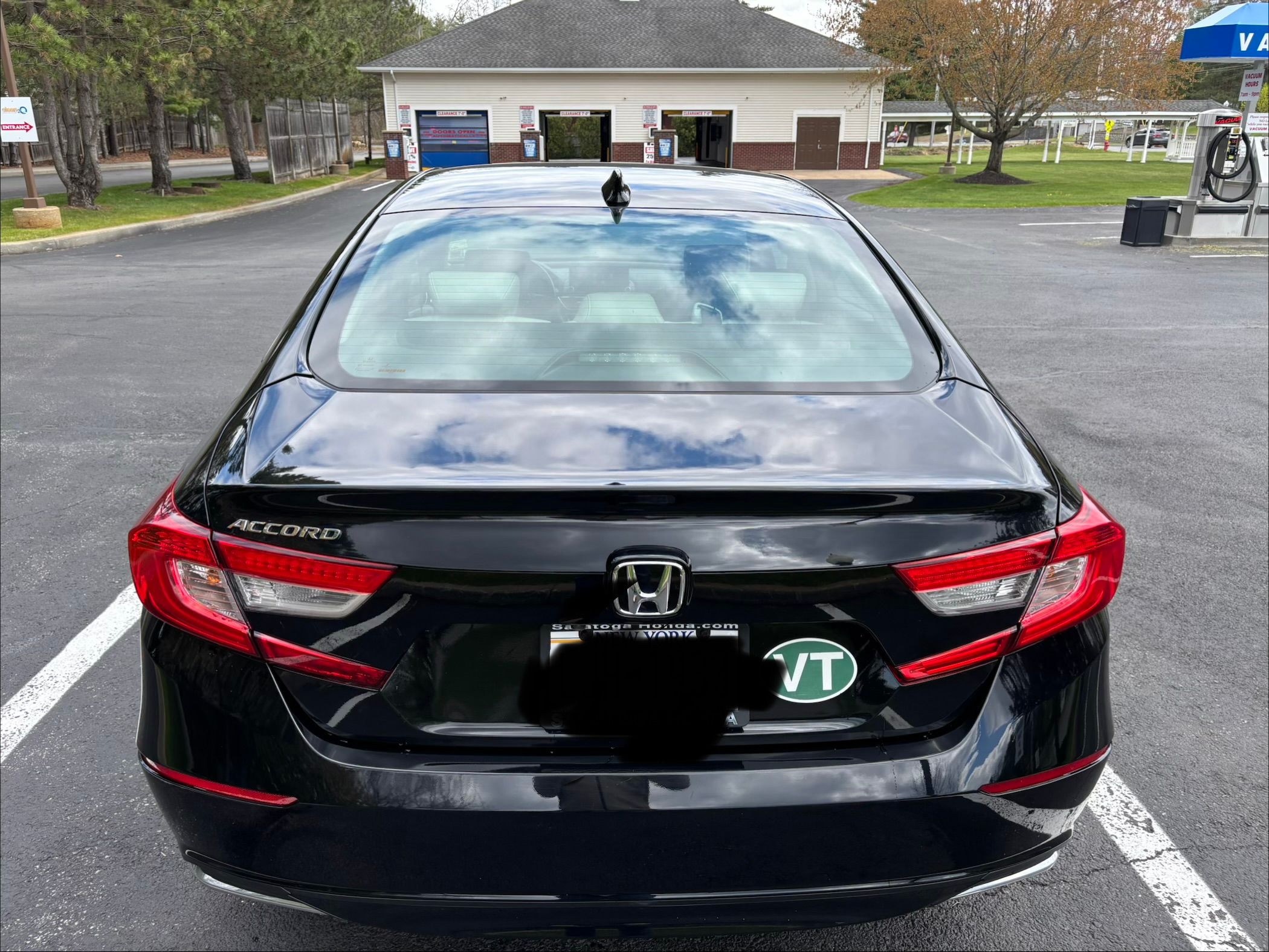 Used 2018 Honda Accord EX-L image 6
