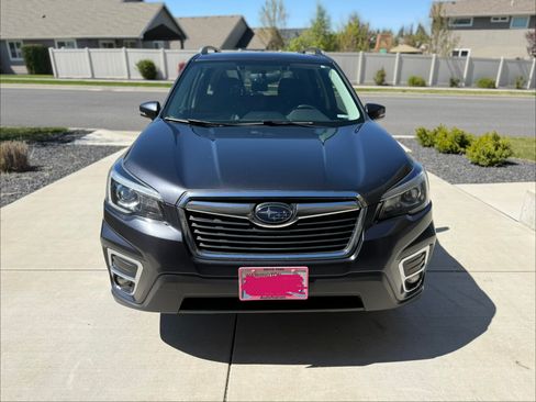 Used 2019 Subaru Forester Limited w/ Popular Package #3 AWD/4WD image 9