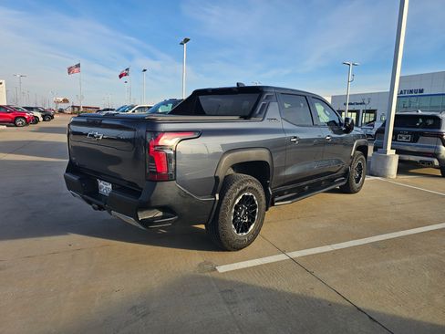 Used 2026 Chevrolet Silverado EV Trail Boss w/ Plus Package image 4