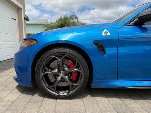 Used 2023 Alfa Romeo Giulia Quadrifoglio RWD image 6
