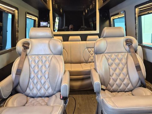 Used 2019 Mercedes-Benz Sprinter 170 image 16
