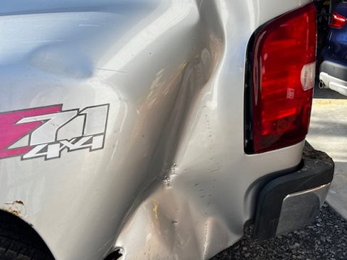 Used 2011 Chevrolet Silverado 3500 LTZ image 9