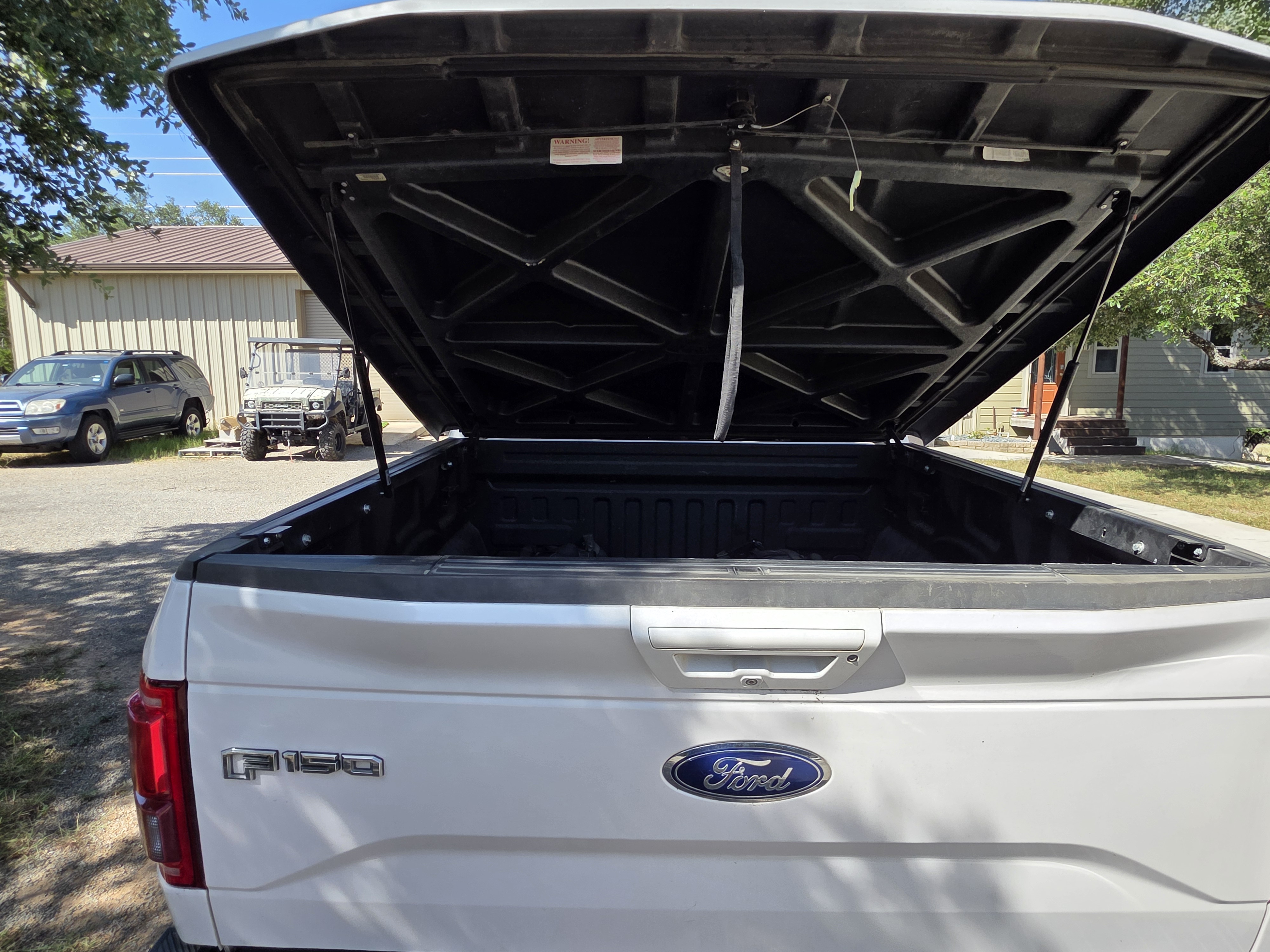 Used 2016 Ford F150 Lariat w/ Equipment Group 501A Mid AWD/4WD image 17