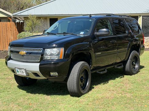 Used 2014 Chevrolet Tahoe LT image 2