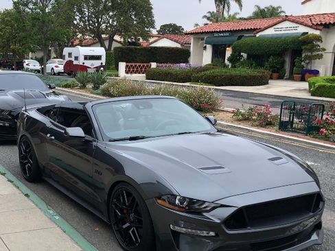 Used 2019 Ford Mustang GT Premium w/ Ford Safe & Smart Package image 10