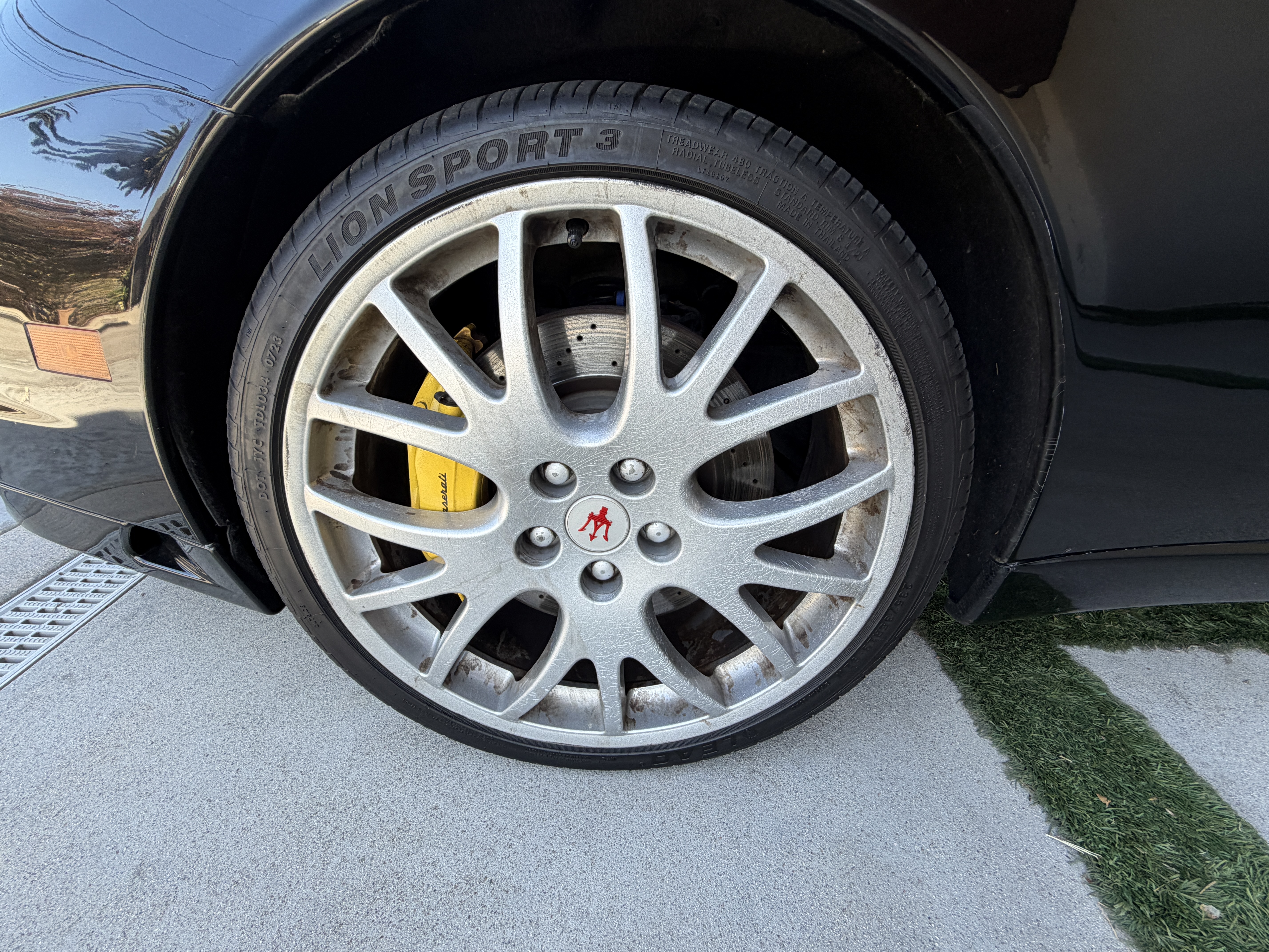 Used 2005 Maserati GranSport Coupe RWD image 26