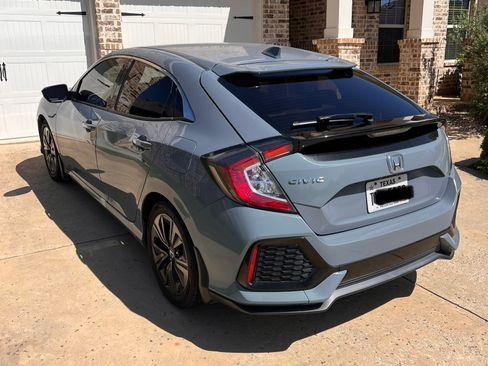 Used 2017 Honda Civic EX-L image 6