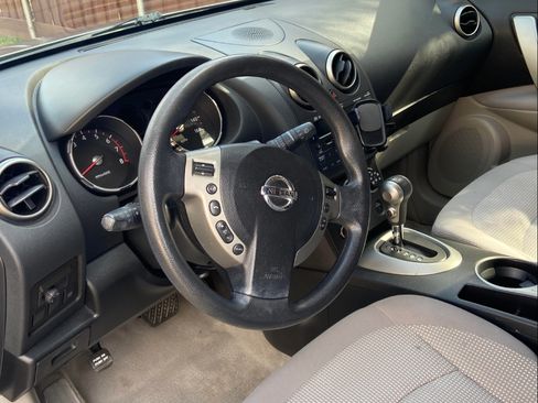 Used 2009 Nissan Rogue SL w/ Premium Pkg image 6