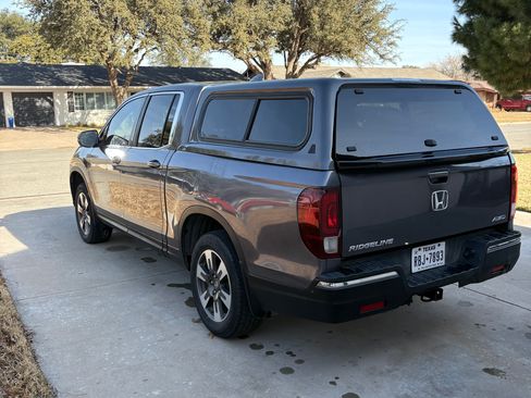 Used 2017 Honda Ridgeline RTL image 8