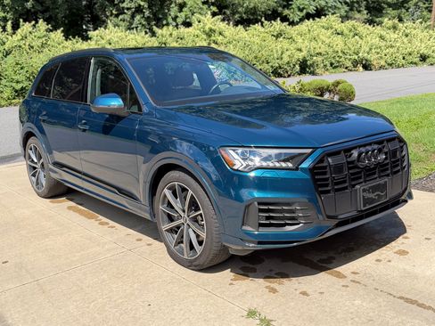 Used 2022 Audi Q7 3.0T Prestige w/ Prestige Package AWD/4WD image 1
