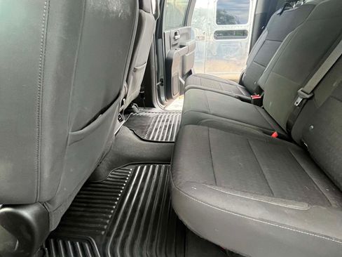 Used 2024 Chevrolet Silverado 2500 Custom w/ Custom Value Package image 12