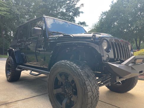 Used 2017 Jeep Wrangler Unlimited Sport w/ Quick Order Package 24S AWD/4WD image 8