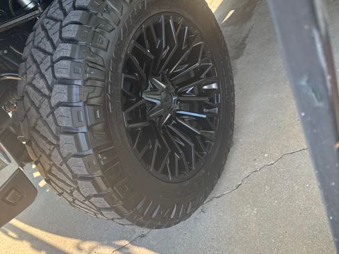 Used 2025 Chevrolet Silverado 2500 LT w/ All Star Edition image 5