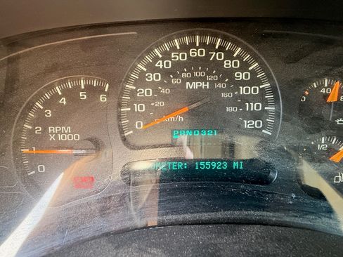 Used 2004 GMC Sierra 1500 SLT w/ Light Duty Power Package image 4