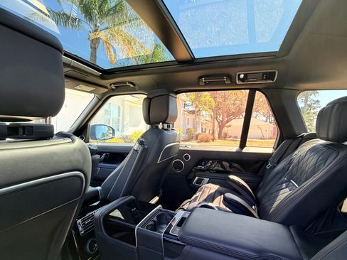 Used 2021 Land Rover Range Rover SV Autobiography Dynamic AWD/4WD image 9