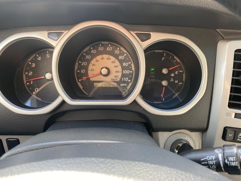 Used 2003 Toyota 4Runner Sport image 8