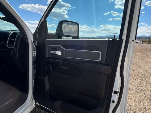 Used 2023 RAM 2500 Big Horn w/ Level 1 Equipment Group AWD/4WD image 21