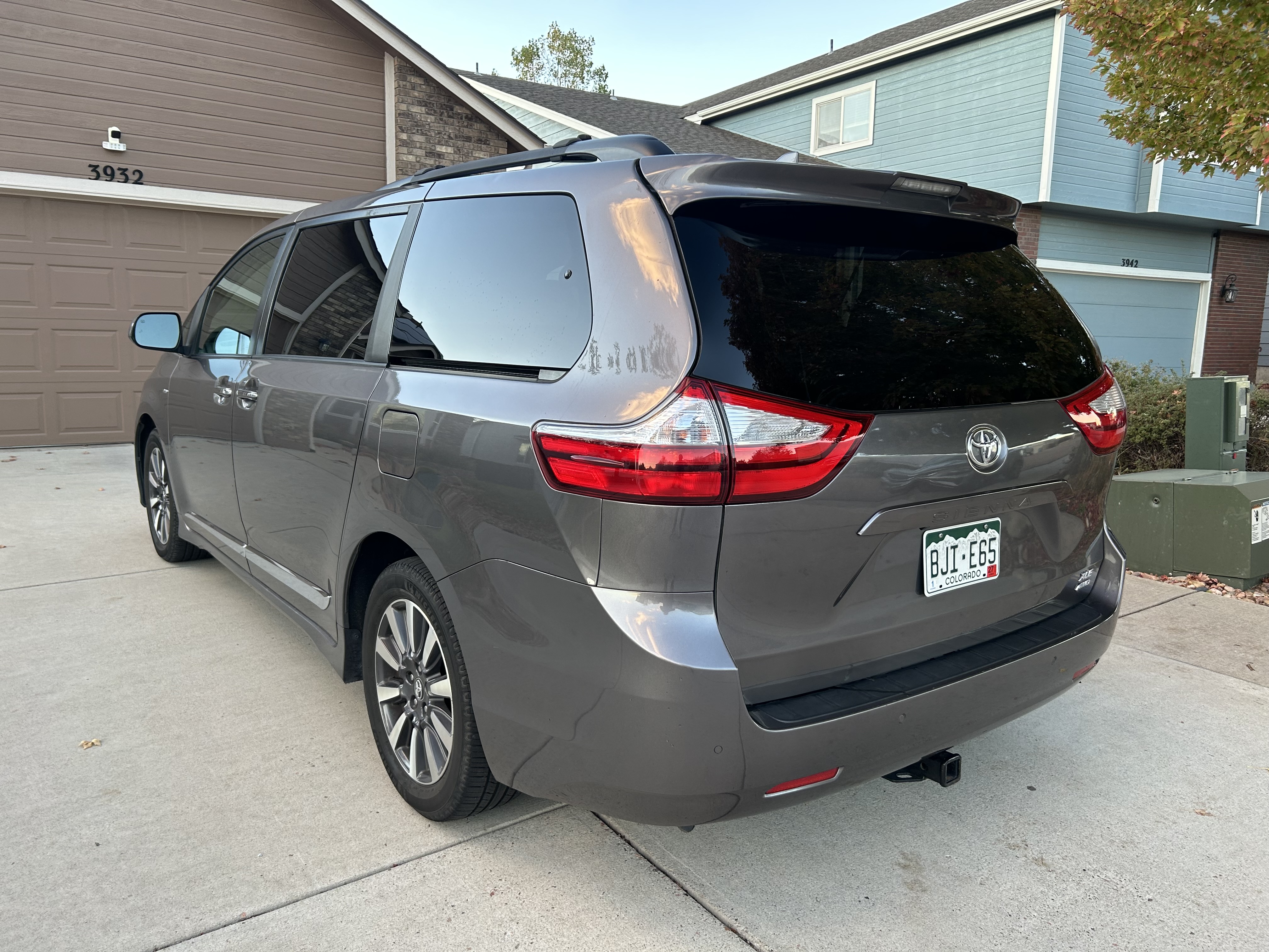 Used 2019 Toyota Sienna XLE Premium AWD/4WD image 9