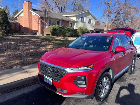 Used 2020 Hyundai Santa Fe SEL w/ Convenience Package image 8