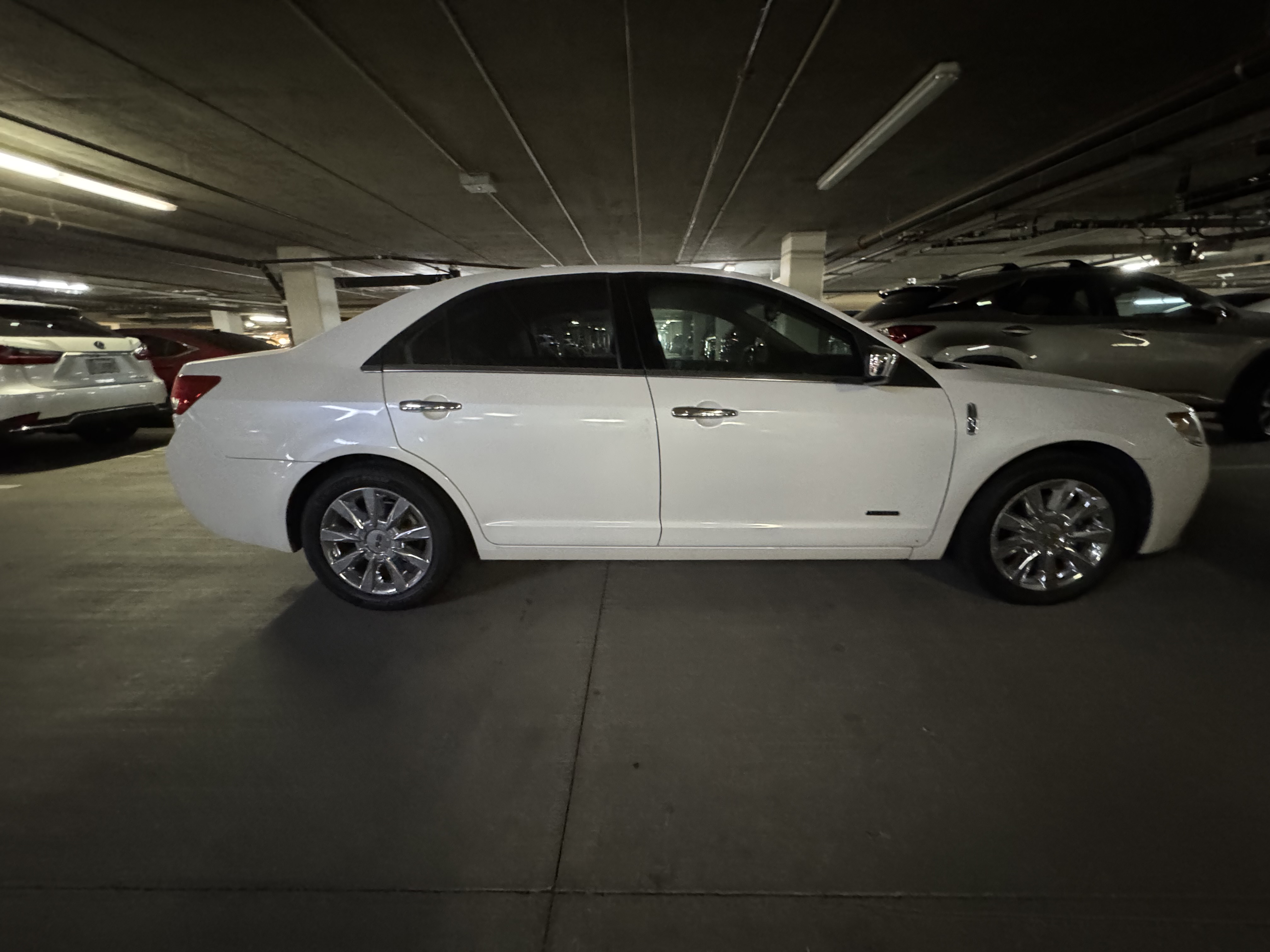Used 2011 Lincoln MKZ Hybrid w/ 202A Rapid Spec Order Code FWD image 13