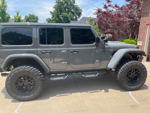 Used 2021 Jeep Wrangler Unlimited Rubicon image 1