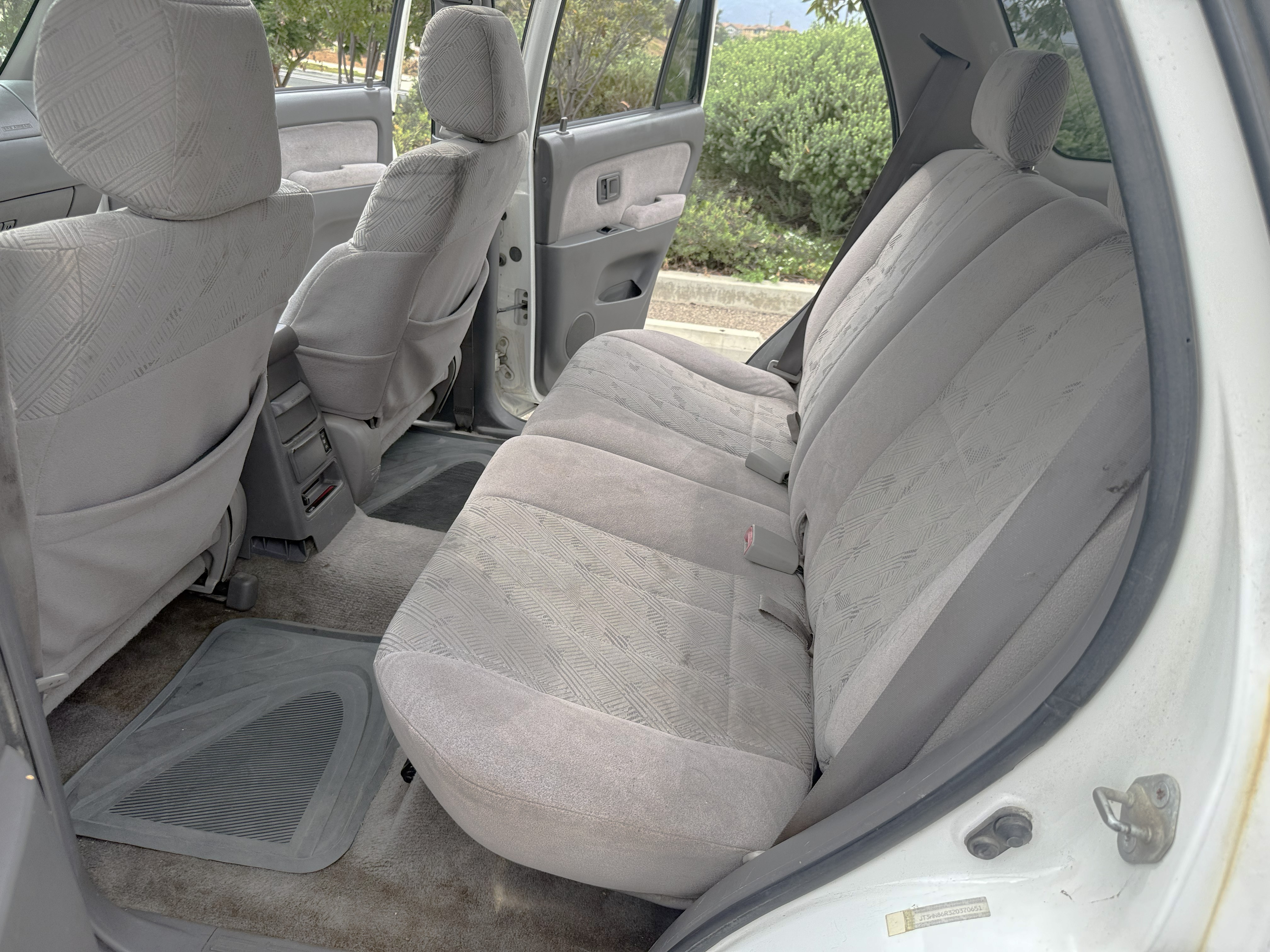 Used 2002 Toyota 4Runner SR5 w/ Upgrade Value Pkg 2 AWD/4WD image 17