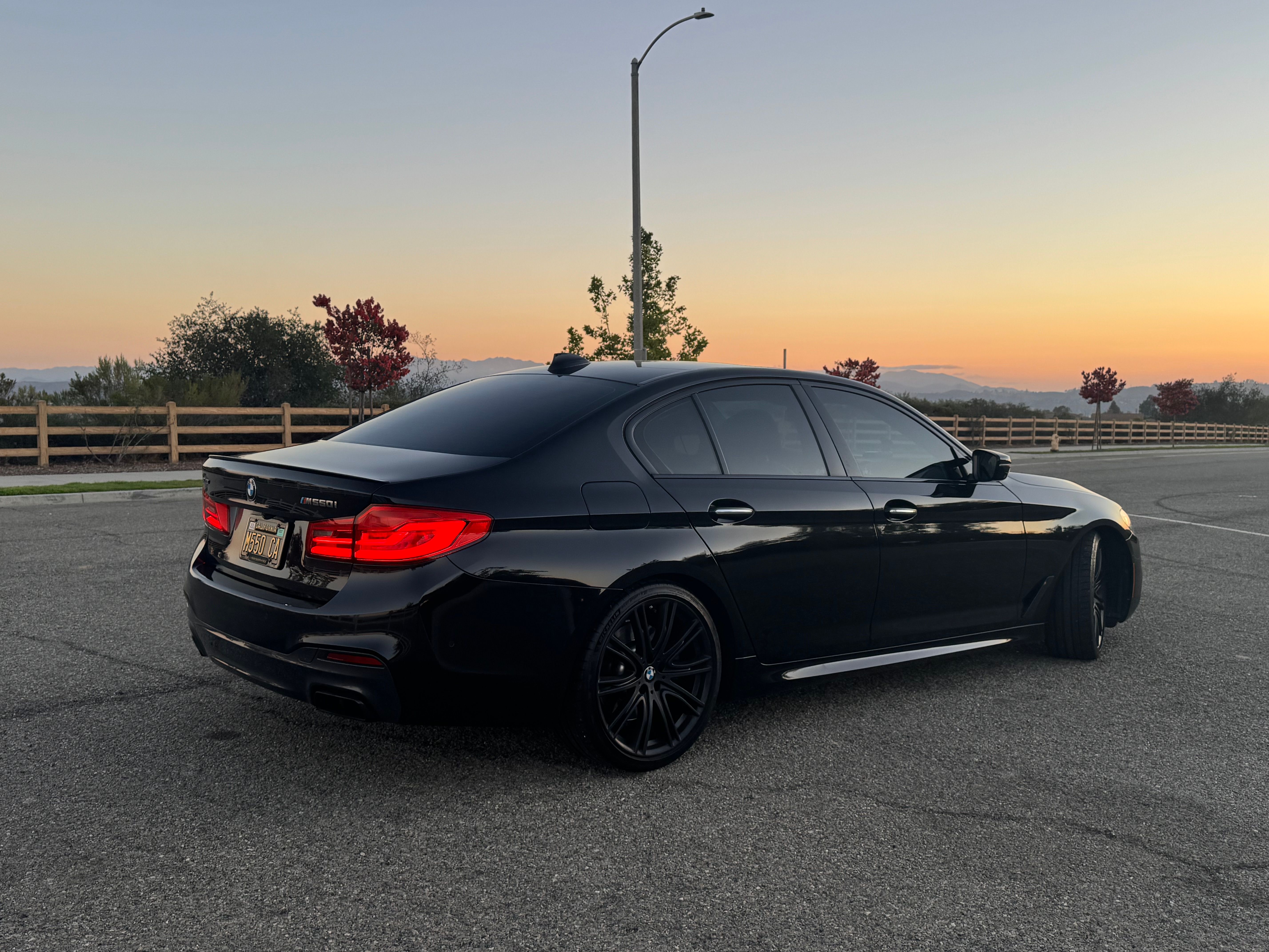 Used 2018 BMW M550i xDrive AWD/4WD image 8