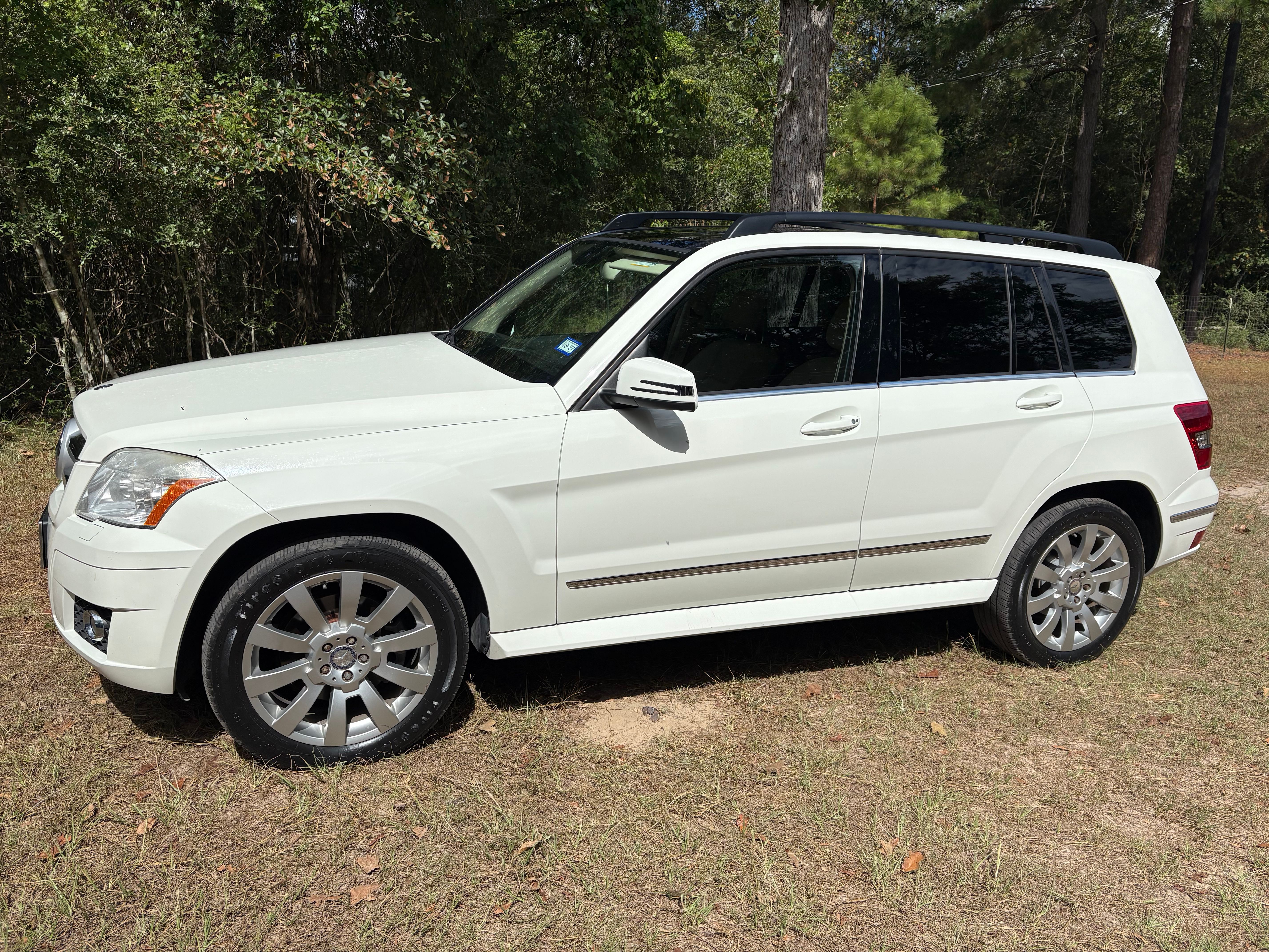 Used 2010 Mercedes-Benz GLK 350 2WD image 1