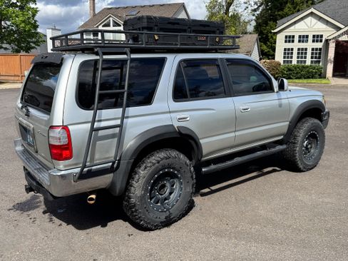 Used 1999 Toyota 4Runner SR5 image 14