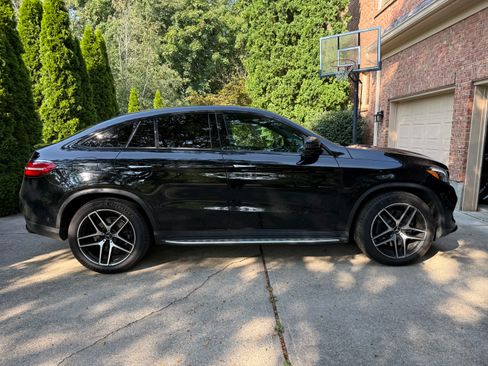 Used 2018 Mercedes-Benz GLE 43 AMG 4MATIC Coupe image 2