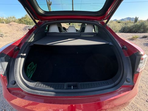 Used 2016 Tesla Model S 90D image 10