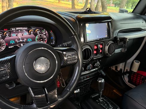 Used 2016 Jeep Wrangler Unlimited Sport w/ Quick Order Package 24S image 16