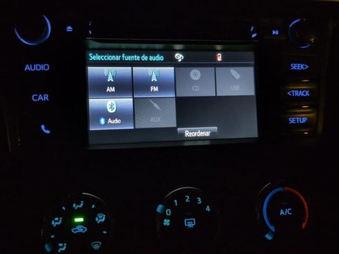 Used 2015 Toyota RAV4 LE image 12