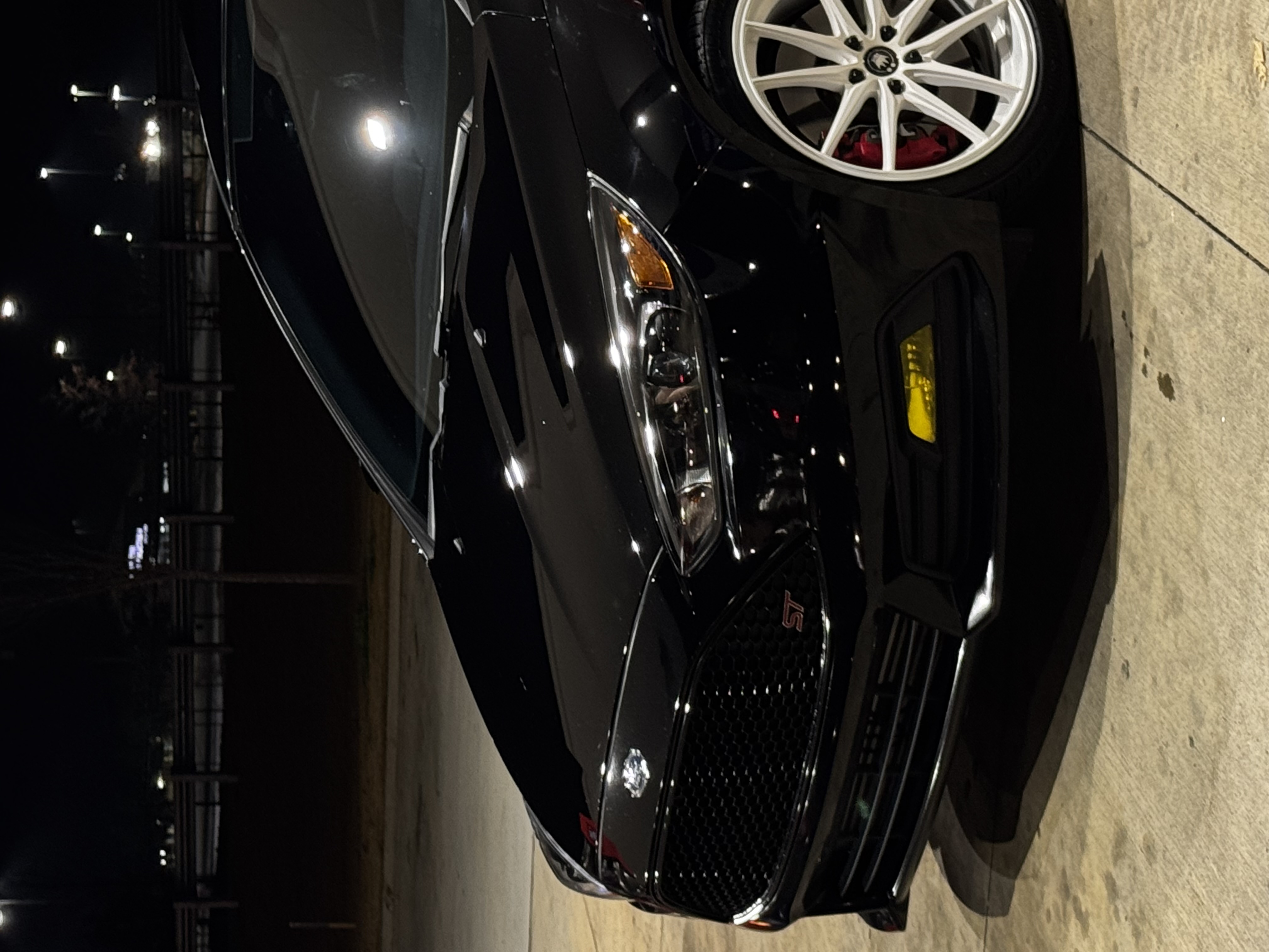 Used 2017 Ford Focus ST w/ Equipment Group 402A FWD image 10