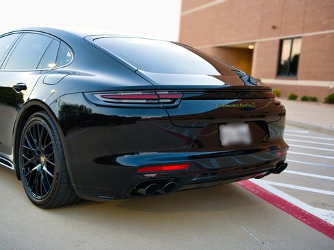 Used 2019 Porsche Panamera Turbo S AWD/4WD image 5
