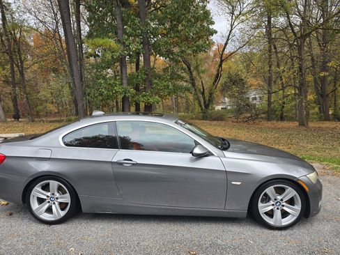 Used 2007 BMW 335i Coupe image 12