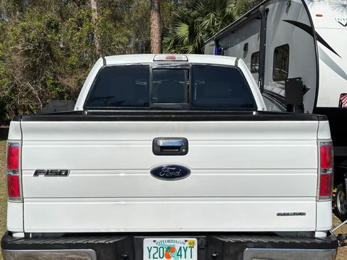 Used 2012 Ford F150 XLT w/ XLT Chrome Pkg image 8