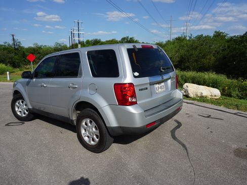 Used 2009 MAZDA Tribute i Sport image 4
